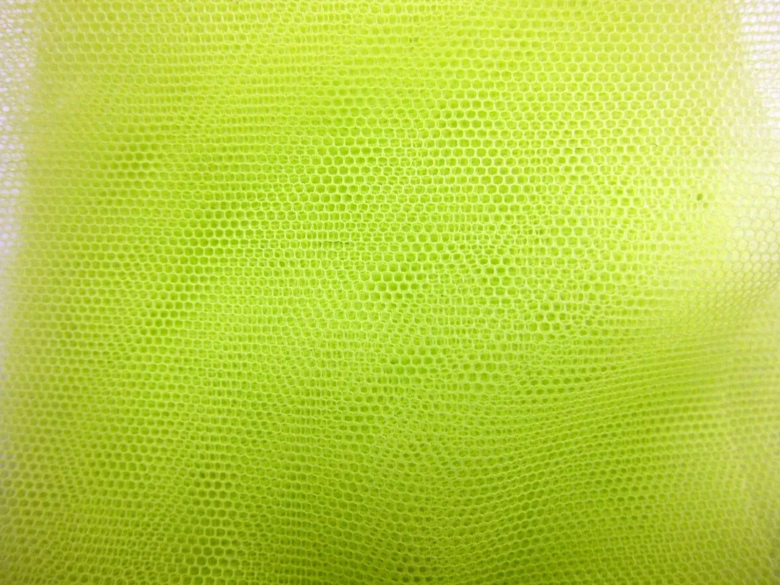 Italian Nylon Tulle in Verde Mela0