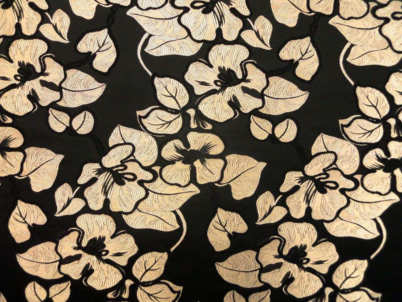 Wool Blend Damask0