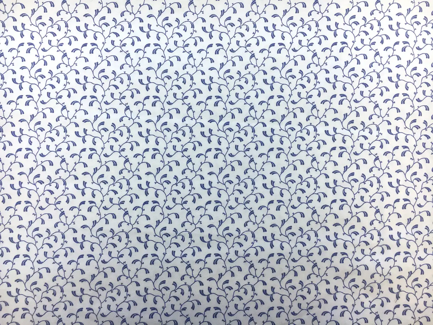 Cotton Broadcloth Decorative Vines Print0
