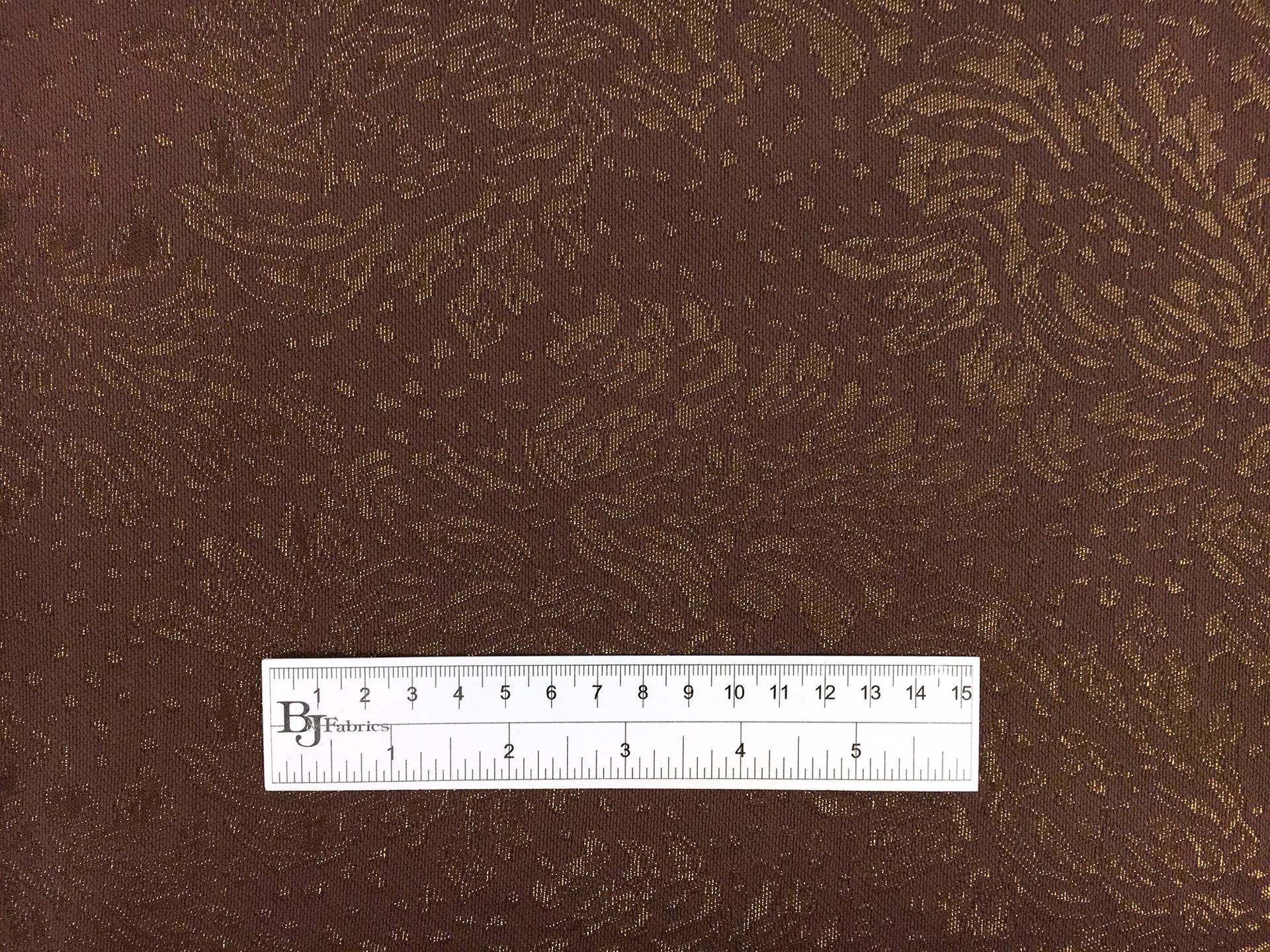 Metallic Jacquard with Light Floral Motifs1