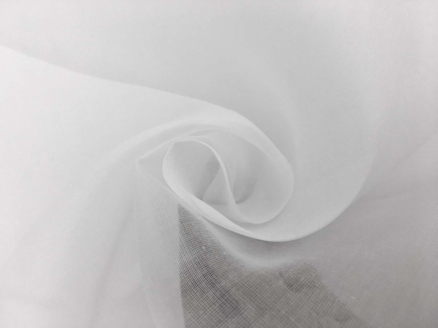 Swiss Cotton Organdy in White0