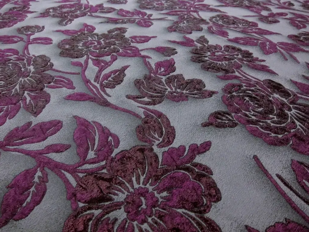 Silk Blend Metallic Cloque2