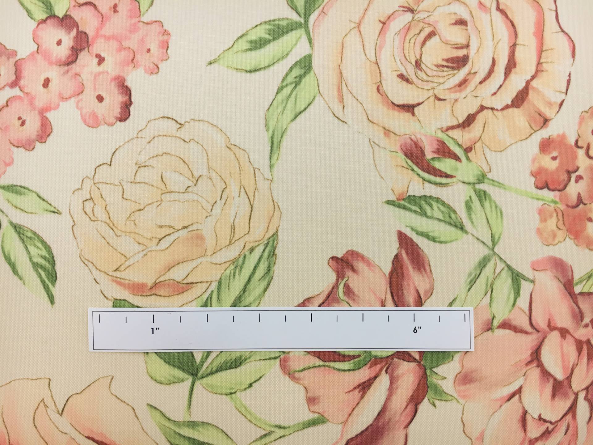 Printed Silk Canvas with Large Roses1