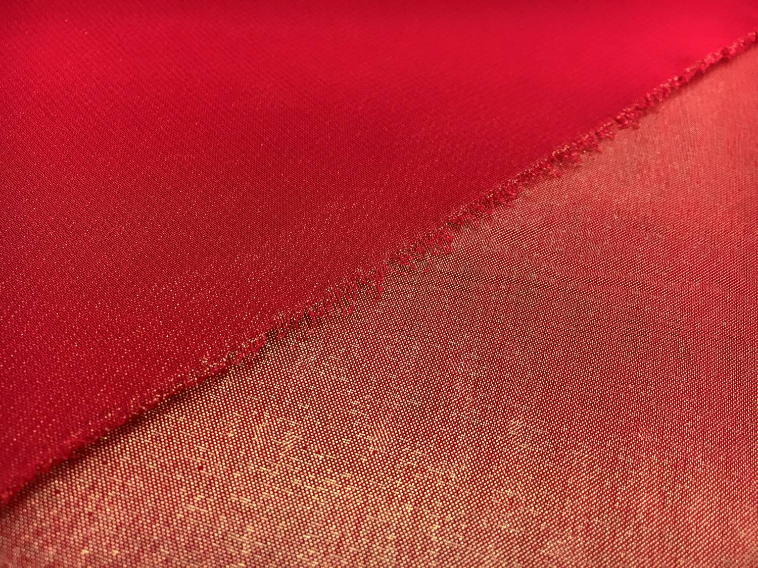 Microfiber Gold Metallic Chiffon in Red1