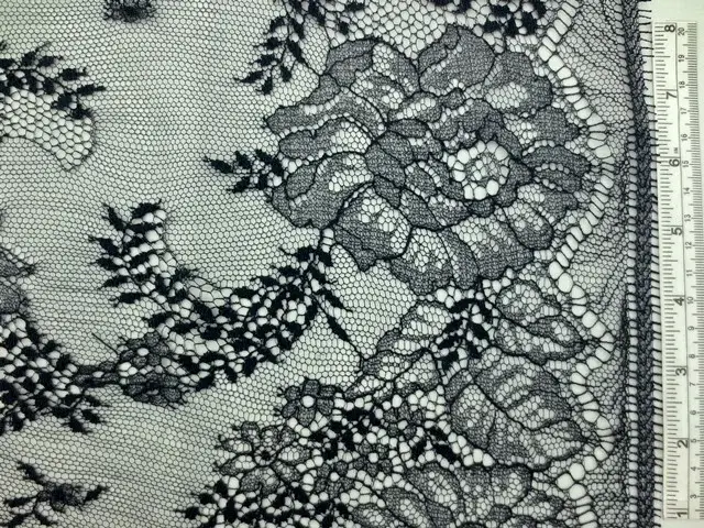 Chantilly Lace0