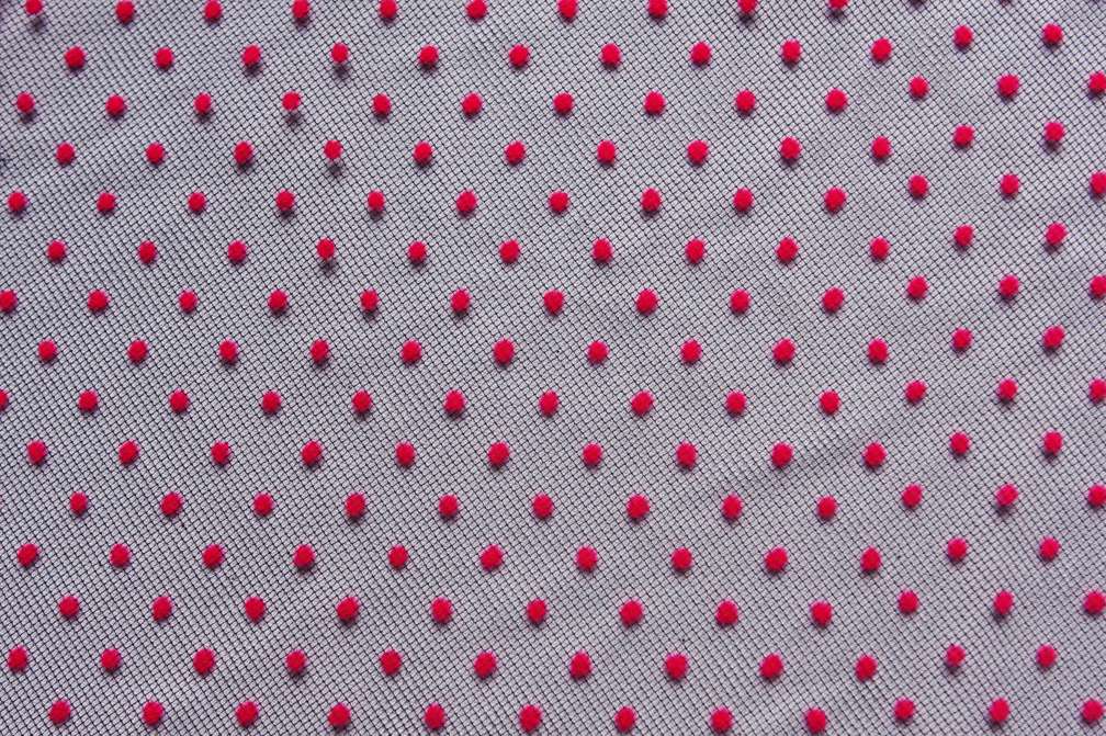 Flocked Dots on Illusion0