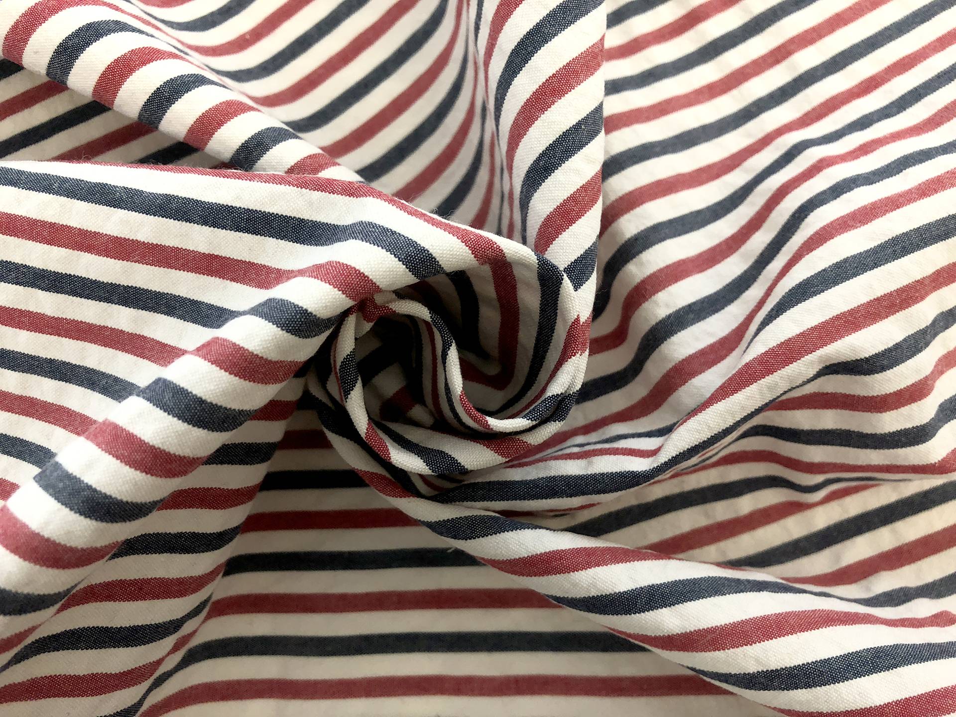Cotton Seersucker in Red Ivory and Blue1