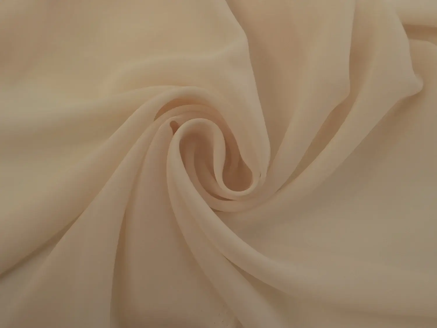 Polyester Double Georgette in Champagne