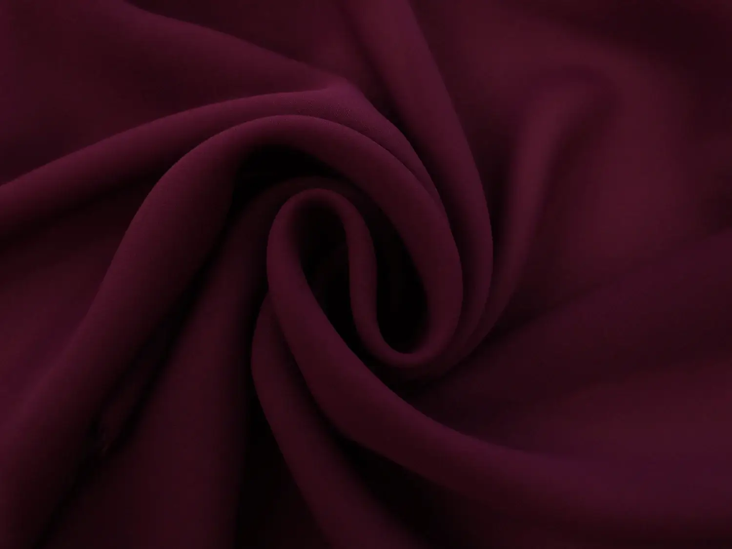 Polyester Double Georgette in Fuchsia