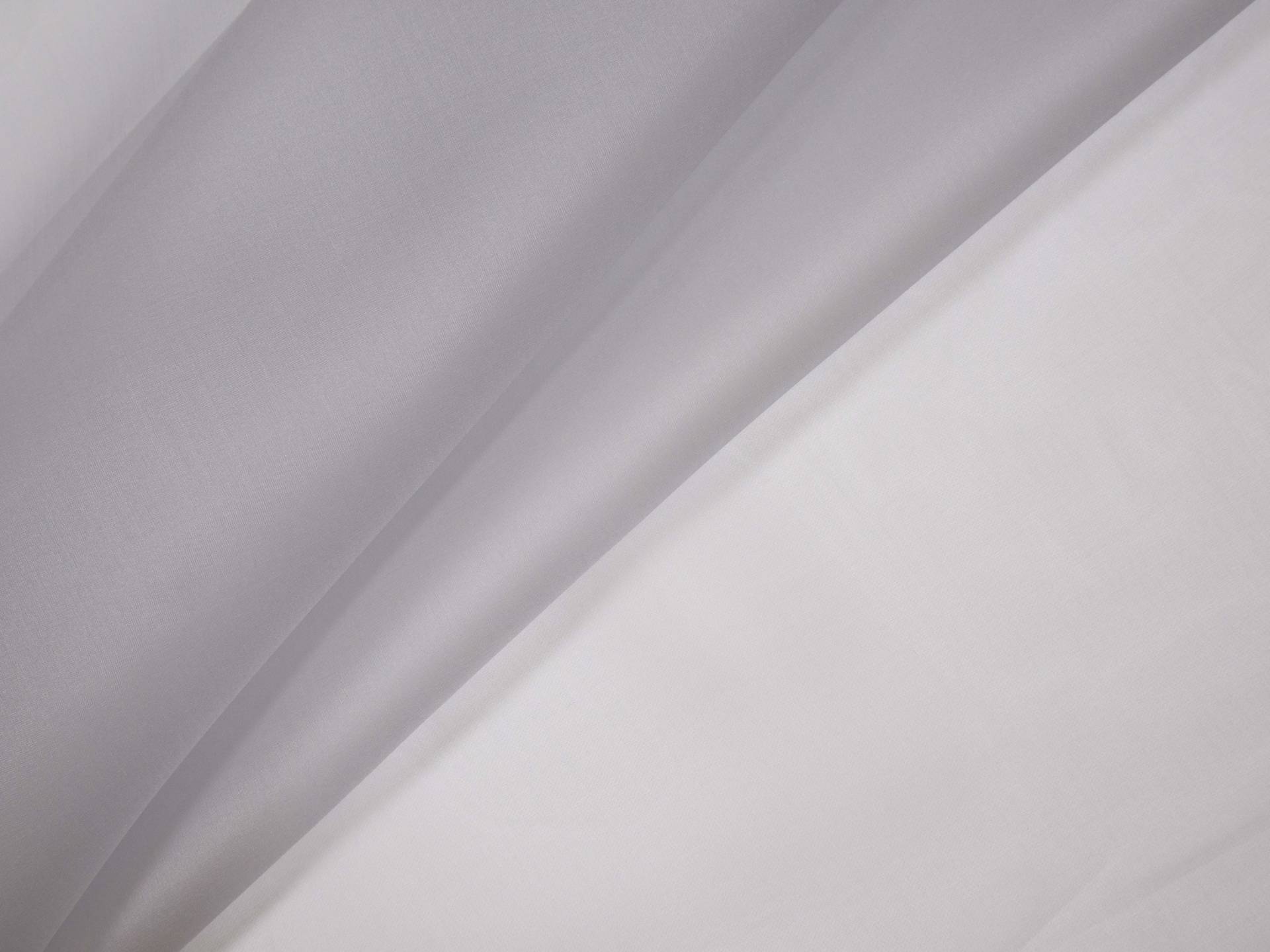 Solid organza in silver folded