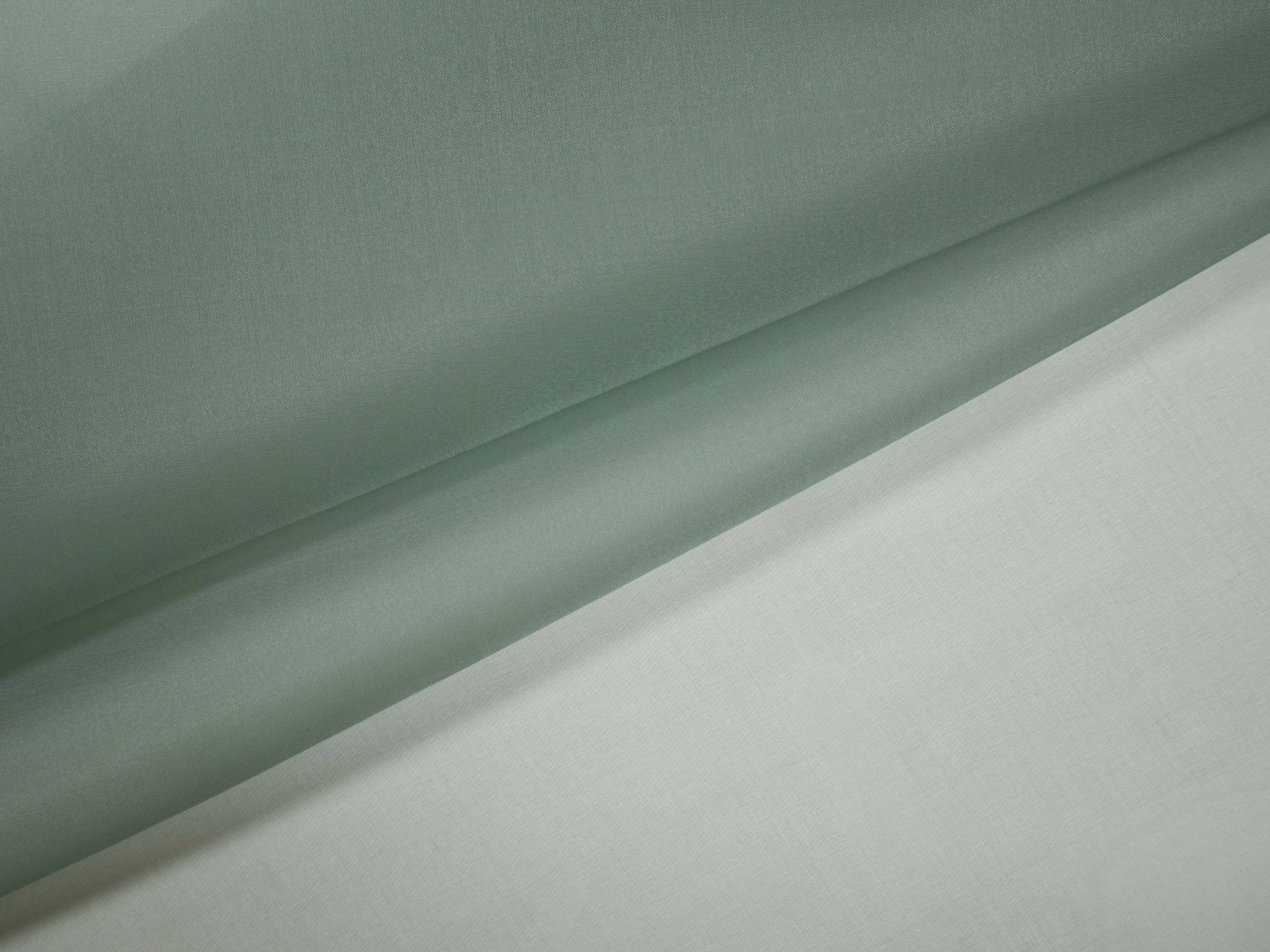 Solid organza in Dill folded