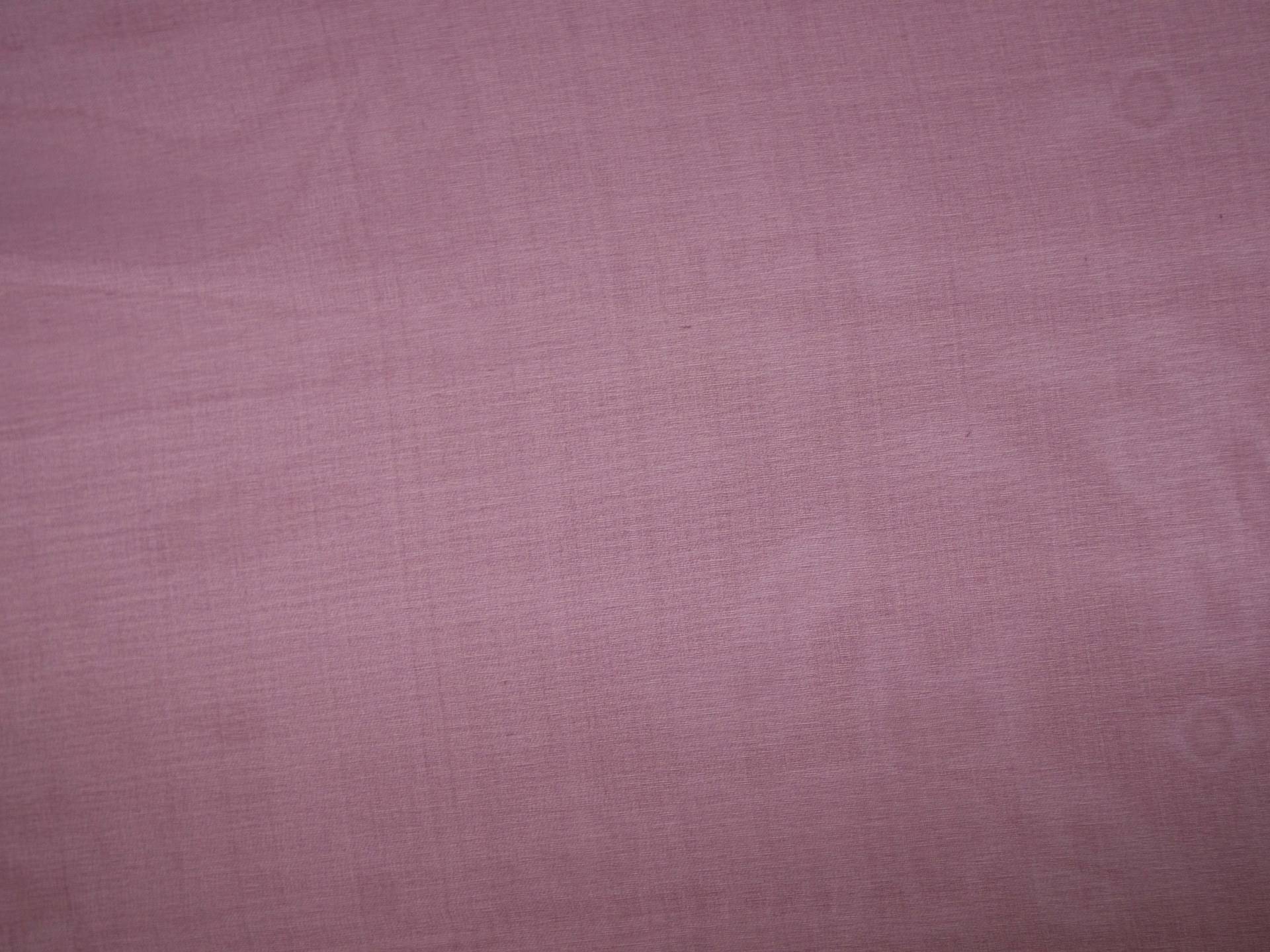 Silk organza in eggplant flat