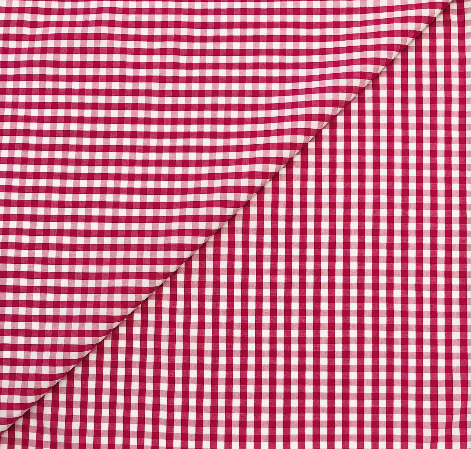 Cotton Gingham in Fuschia