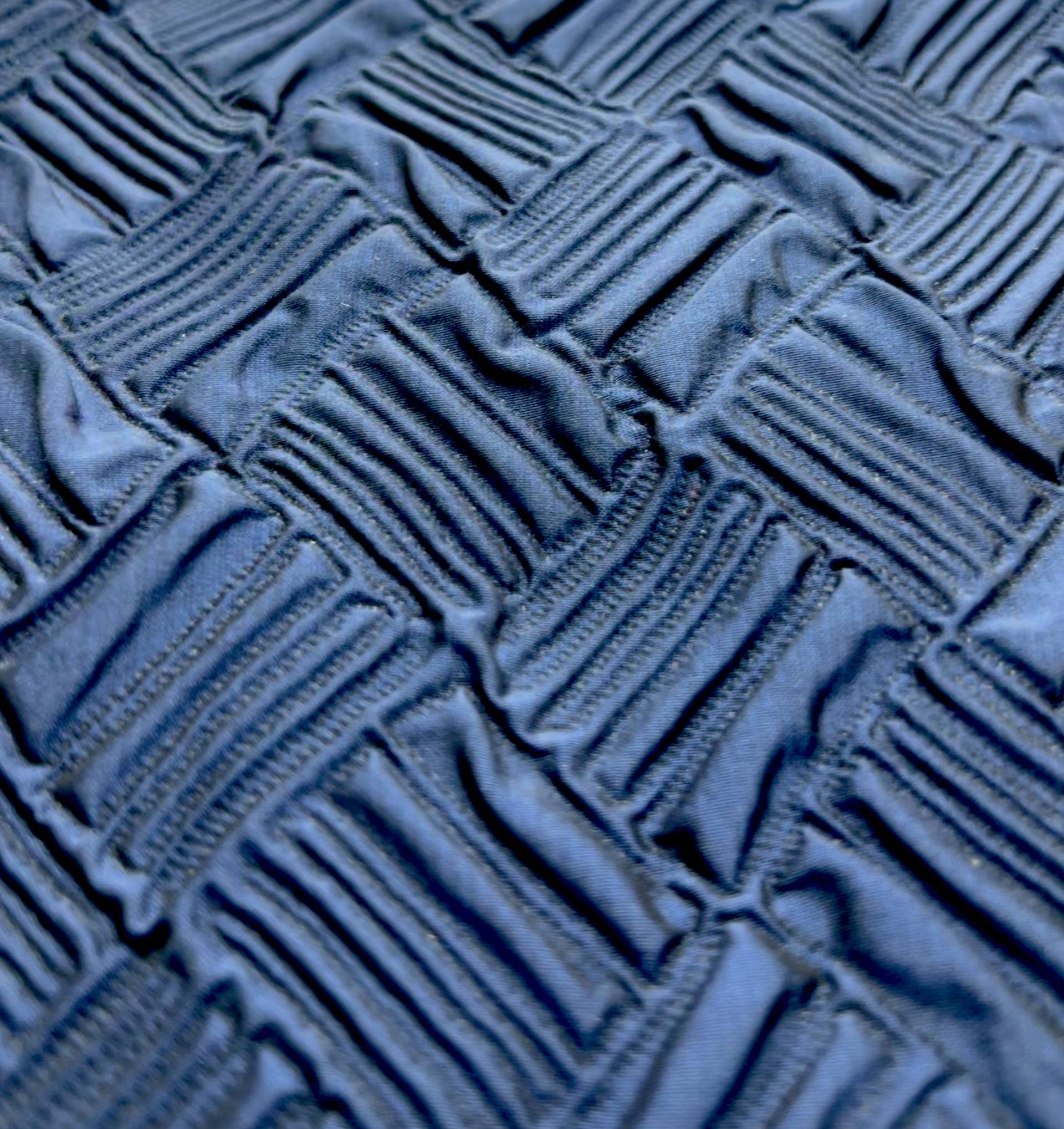 Silk Blend Cloque Jacquard in Navy