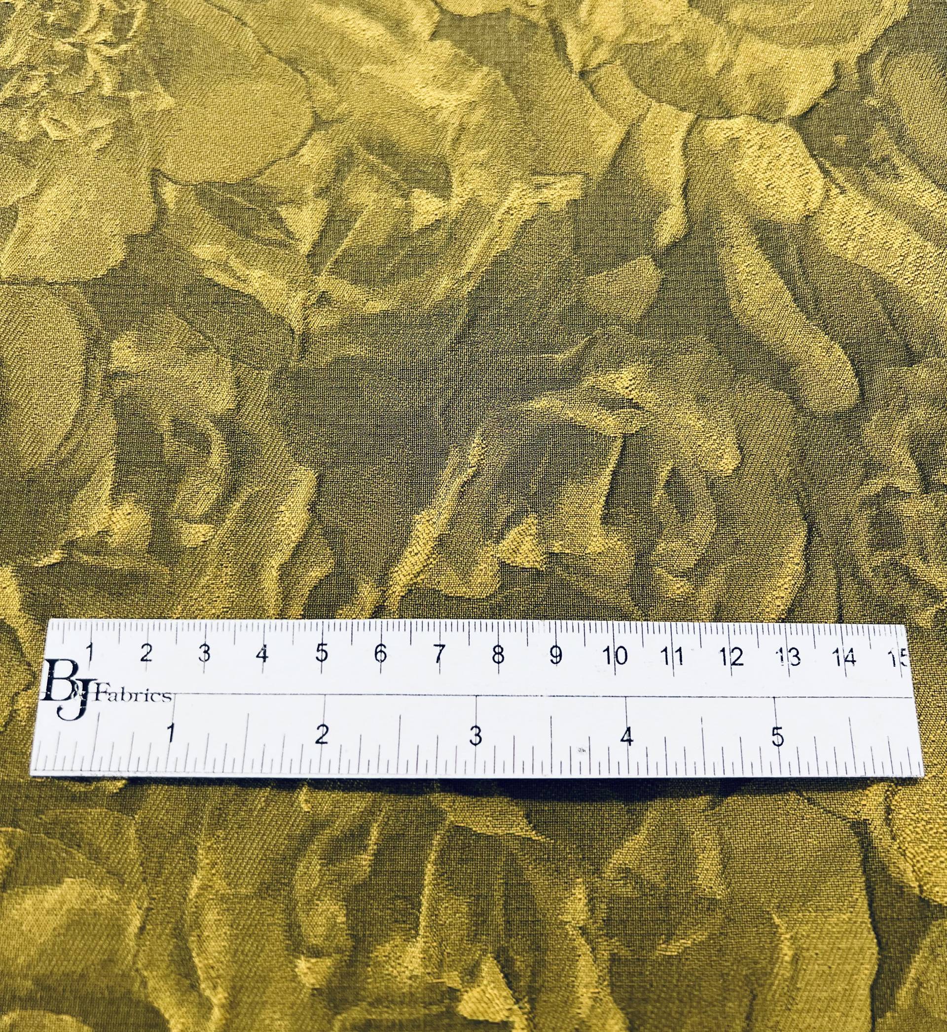 Polyester Matelassé in Mustard
