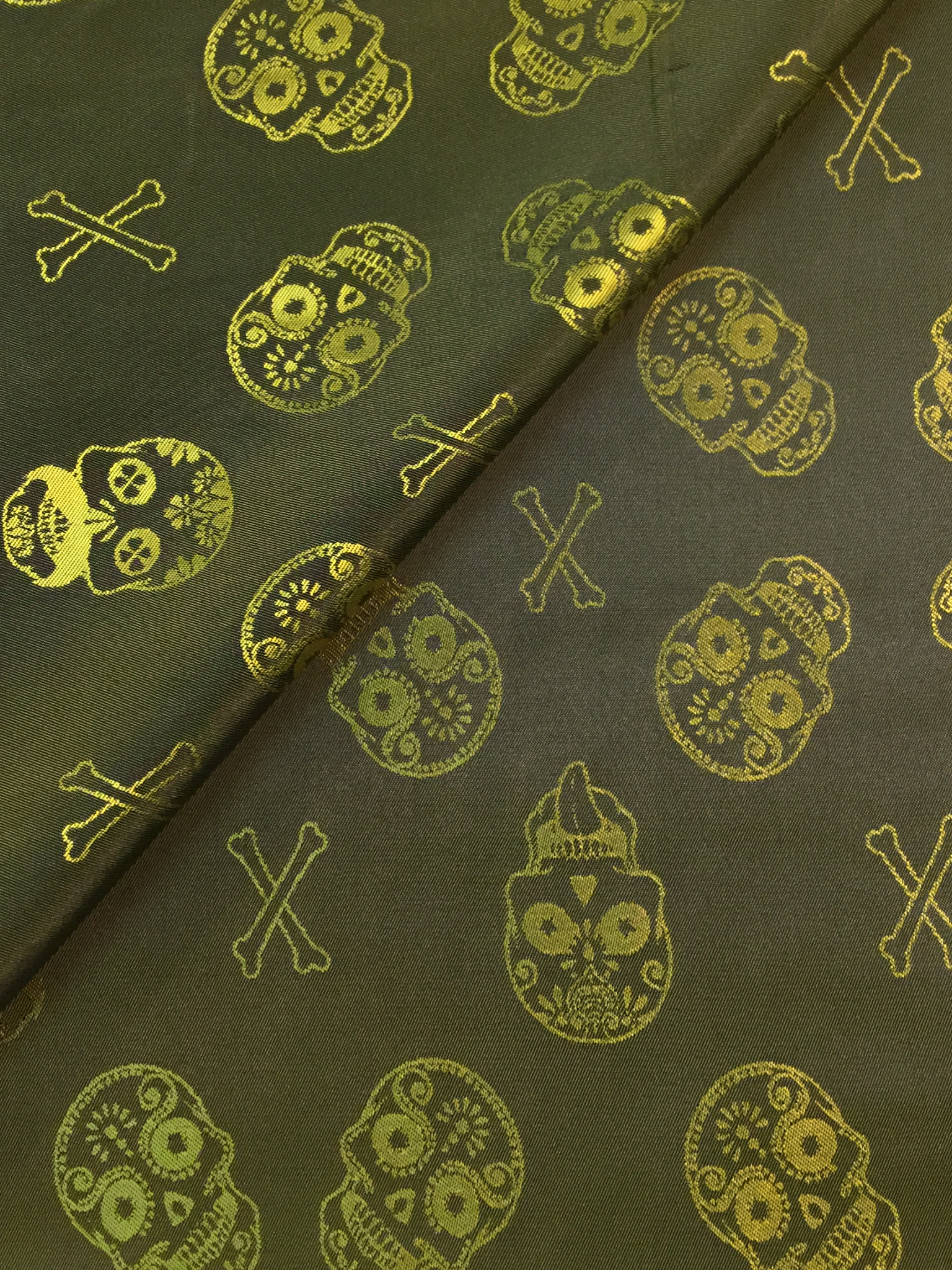 Novelty Jacquard Lining in Navy/Gold w/ Skulls