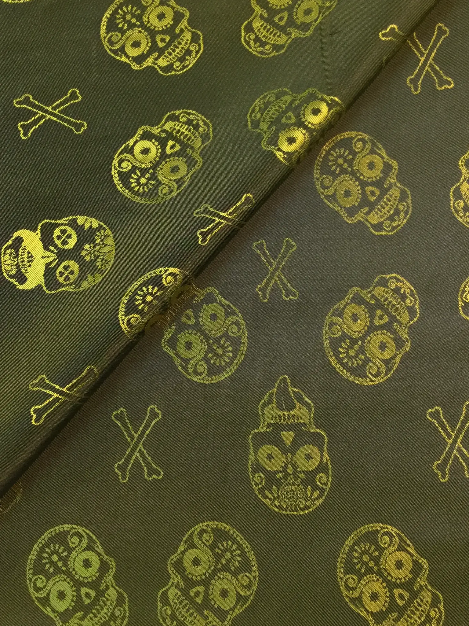 Novelty Jacquard Lining in Navy/Gold w/ Skulls