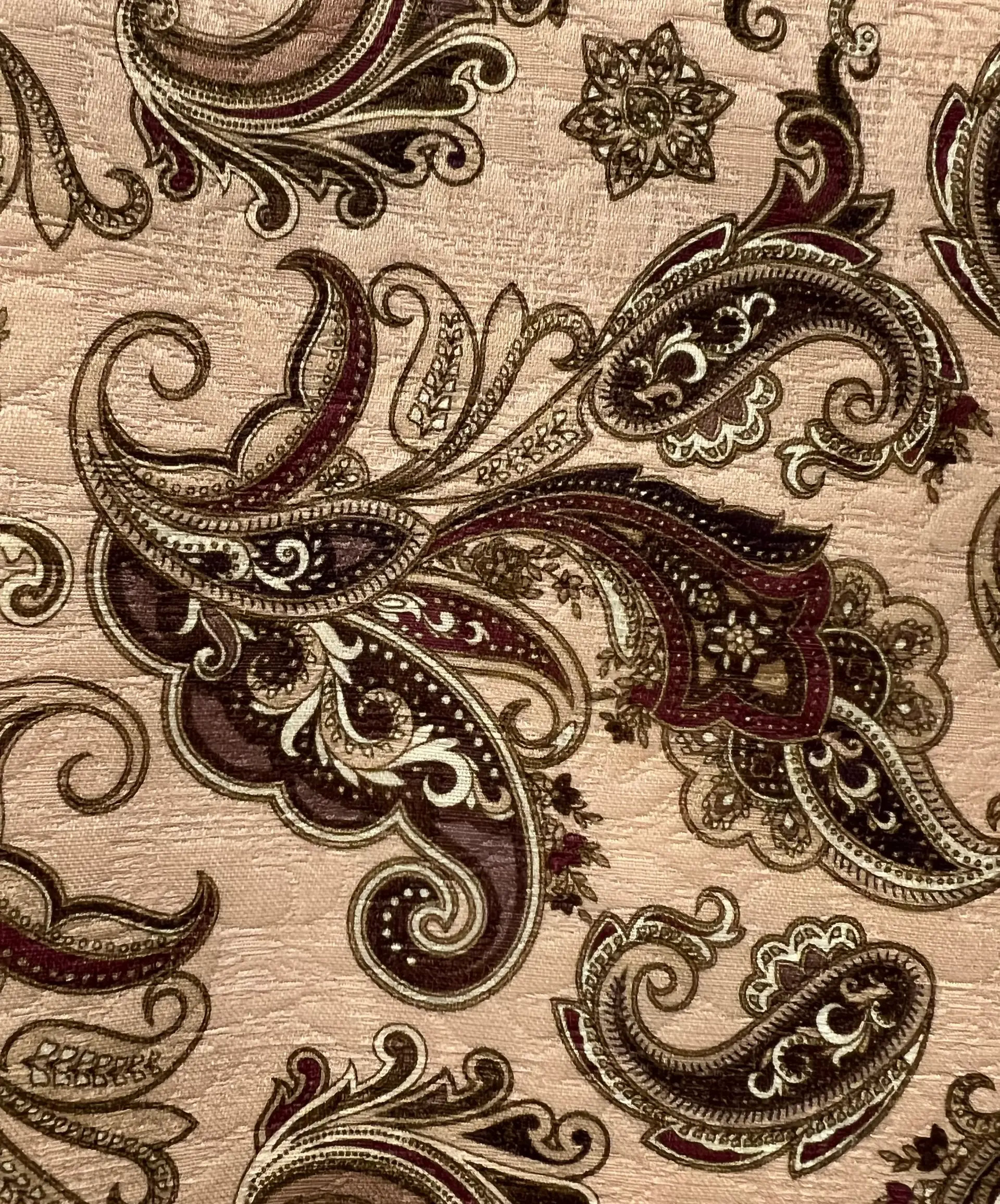 Italian Silk & Wool Mattelasse with a Blush Paisley Print