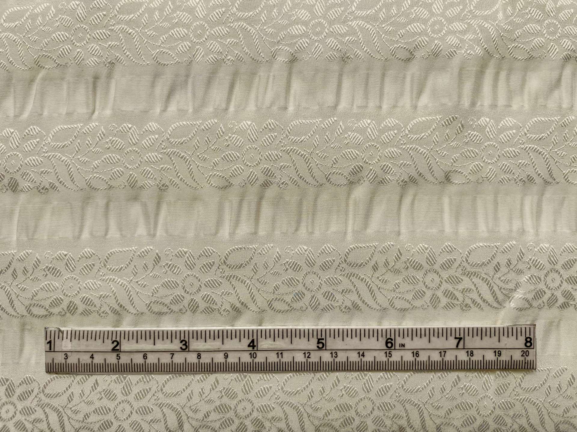 Silk Seersucker Jacquard in Off White