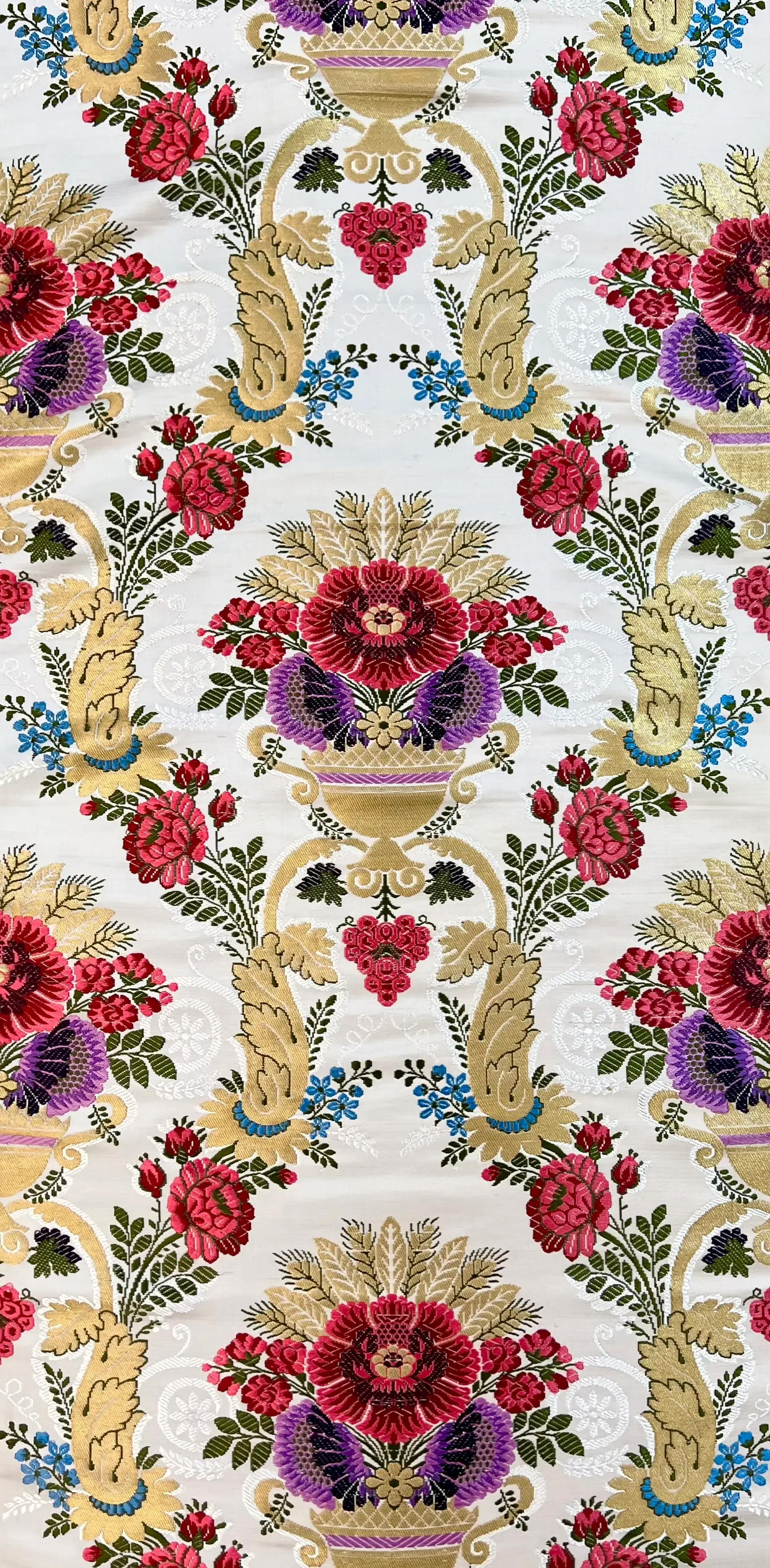 Handloom Brocade in White