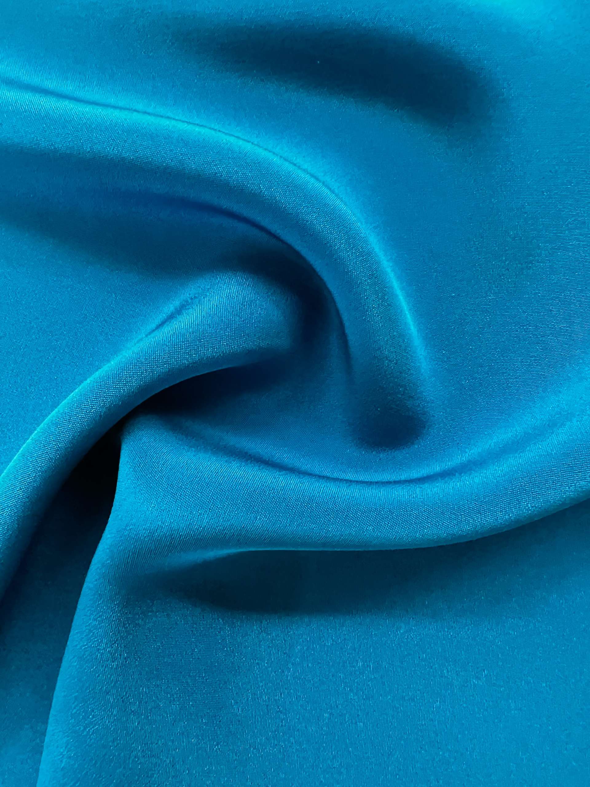 4 Ply Silk Crepe (40 Momme) in Turquoise