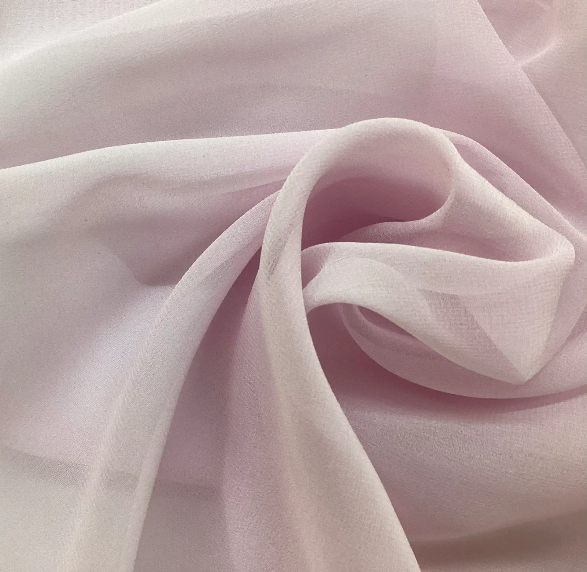 100% Pure Silk Chiffon In Light Lavender