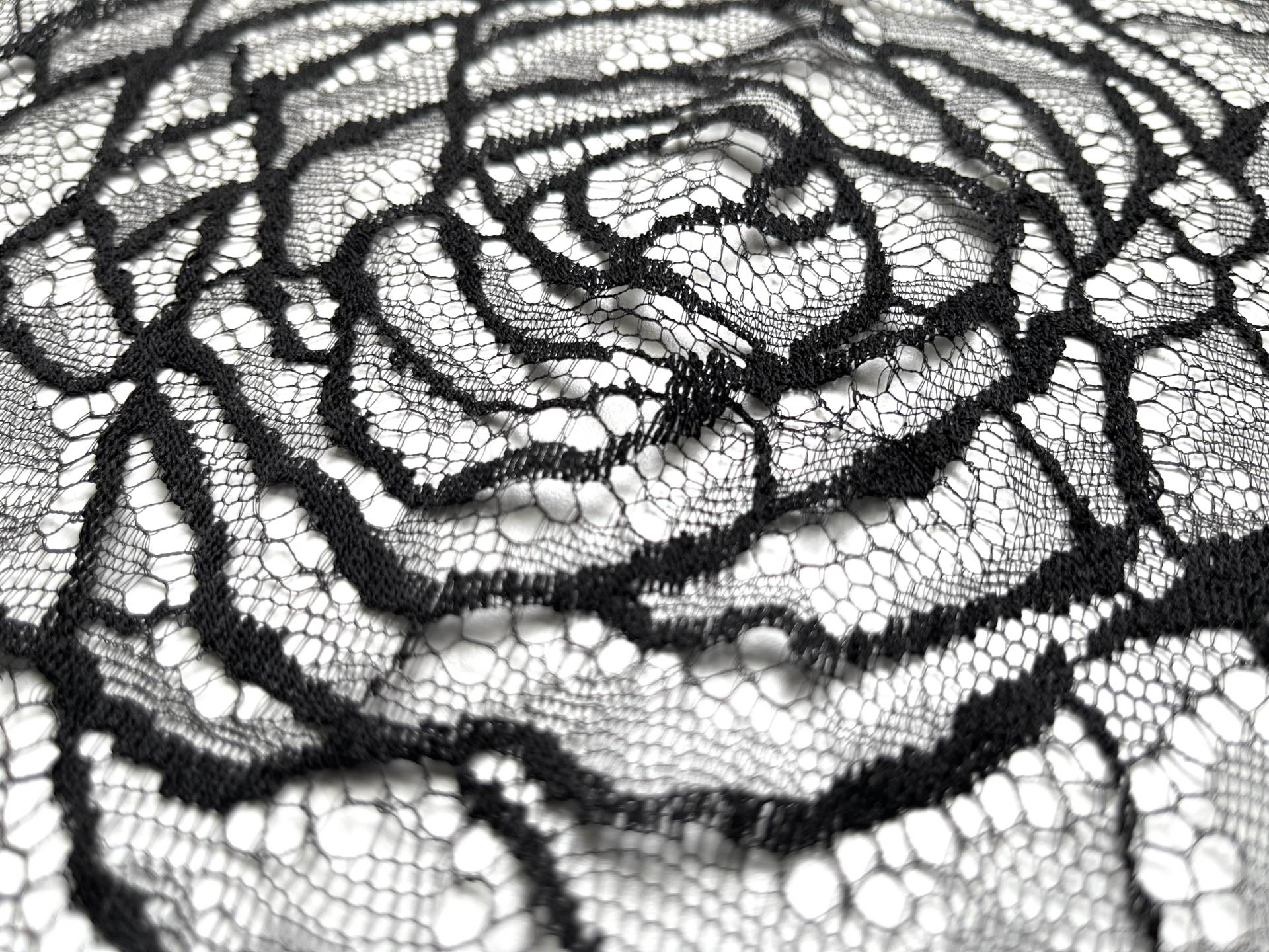 Chantilly Lace Made in France "Cabbage Rose"