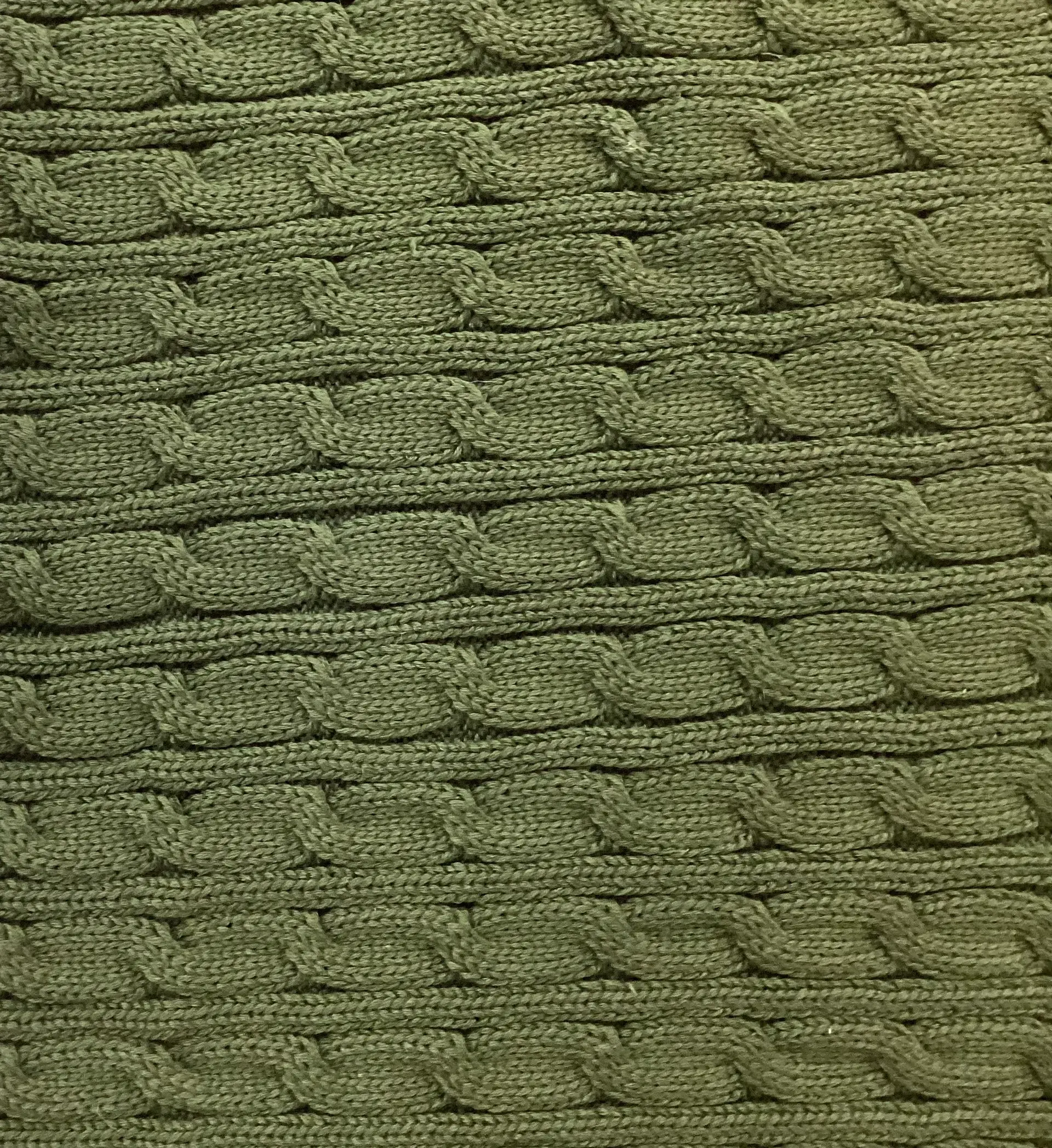 100% Cotton Cable Knit In Pine Green
