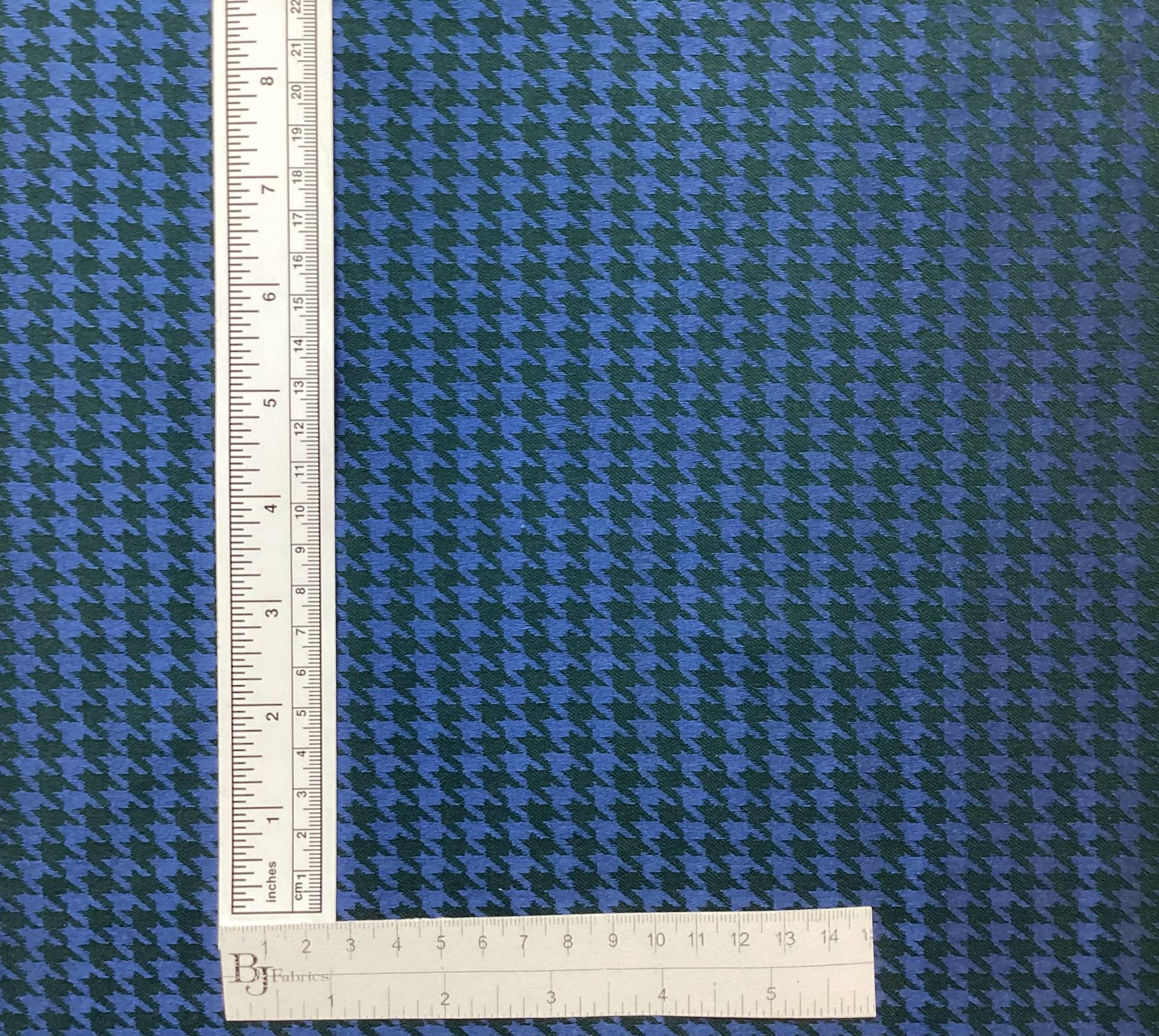 Silk & Wool Jacquard Houndstooth Pattern In Lake