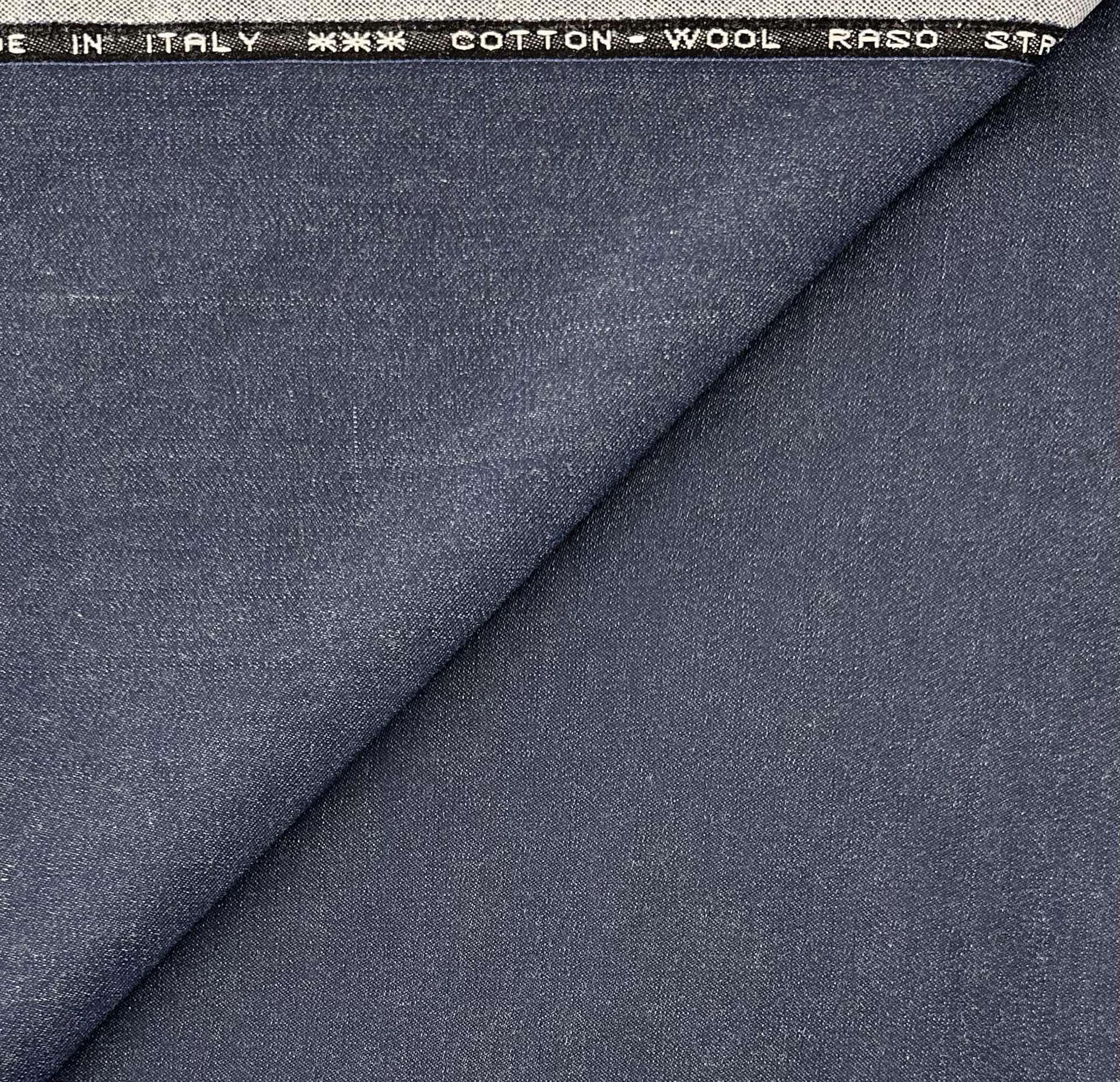 Italian Stretch Wool Cotton Suiting in Blu Scuro