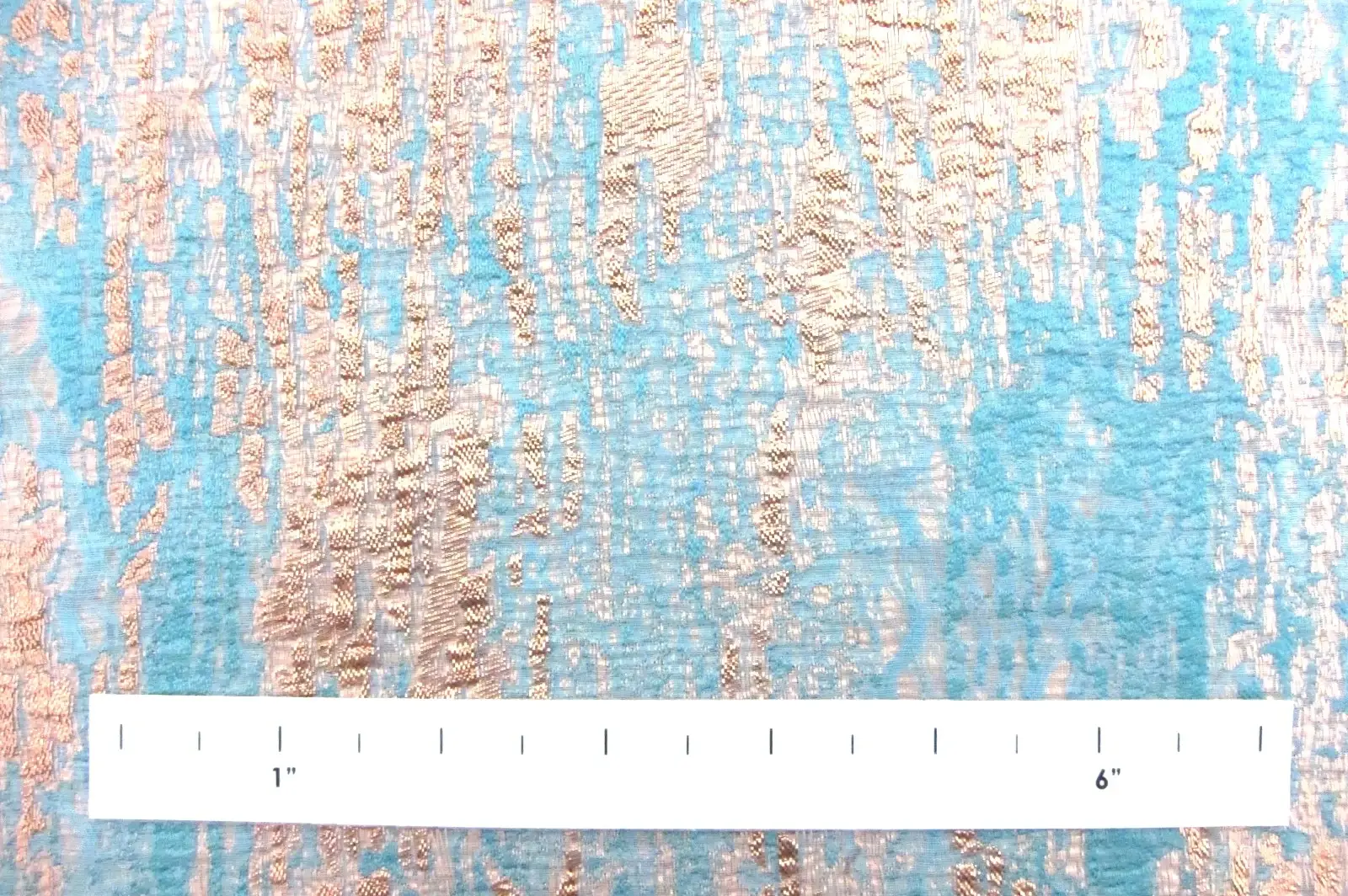 Metallic Matelassé1