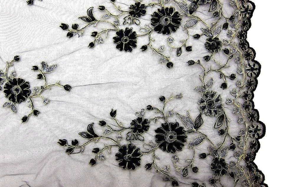 Hand-Beaded Embroidered Illusion0