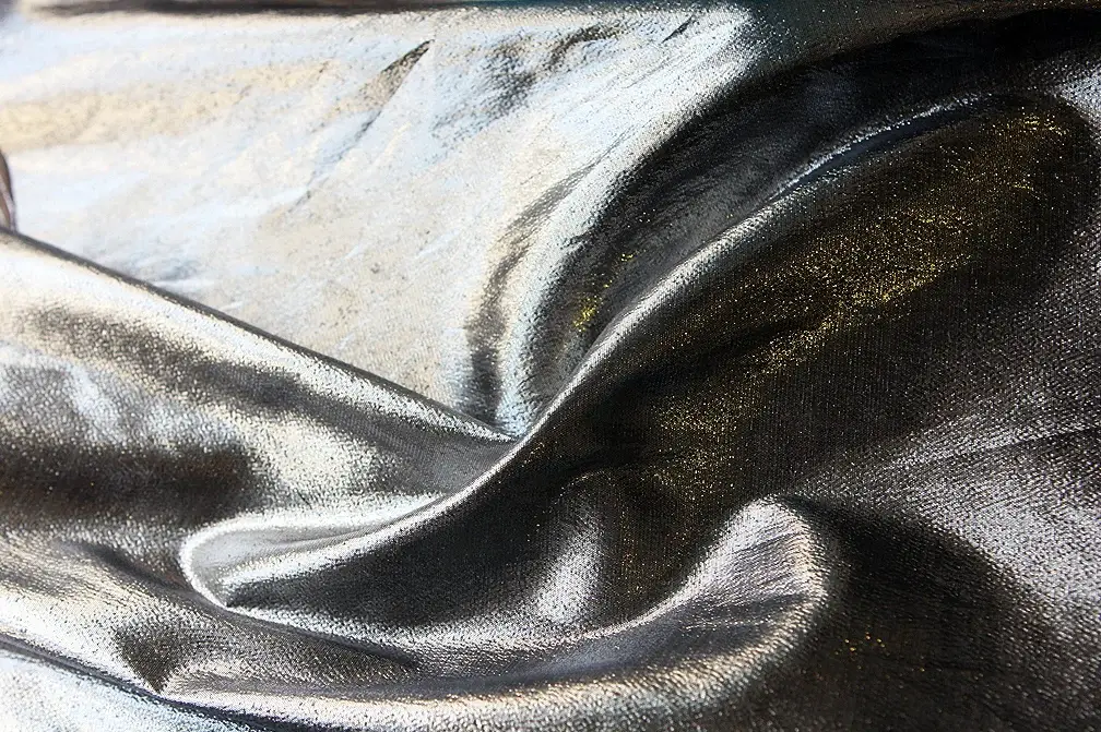 Tissue Lamé in Graphite1