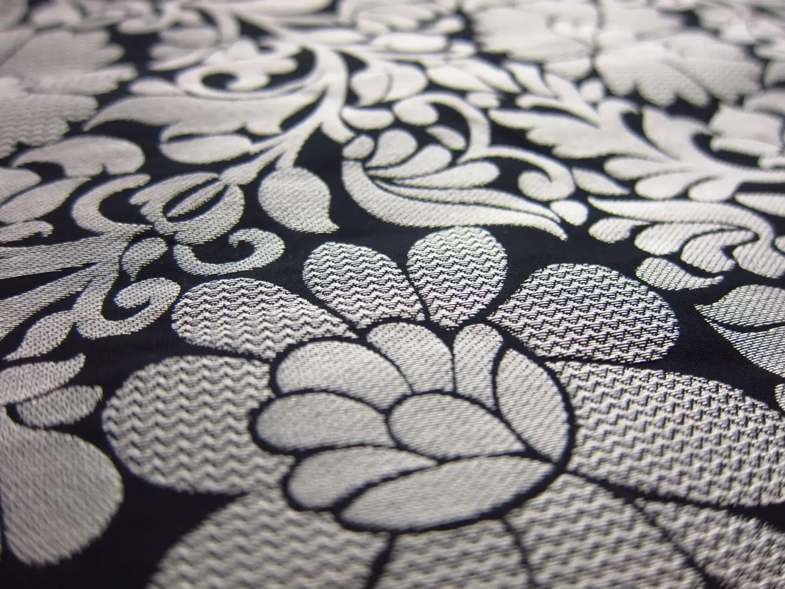 Metallic Brocade2