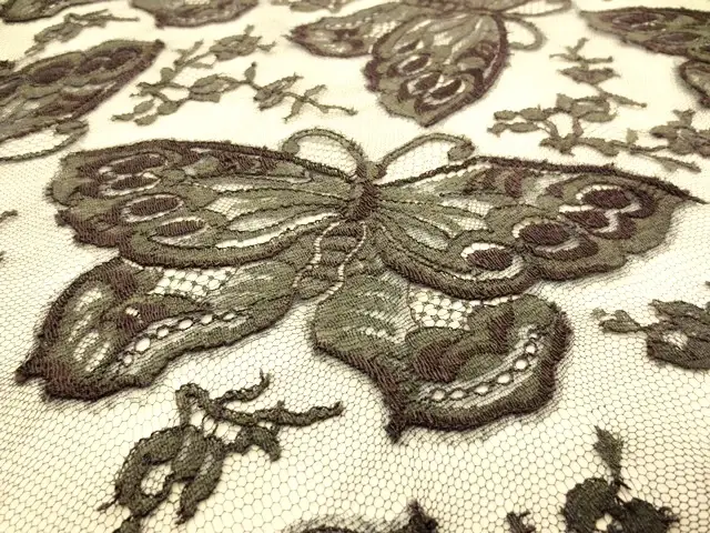 Chantilly Lace2