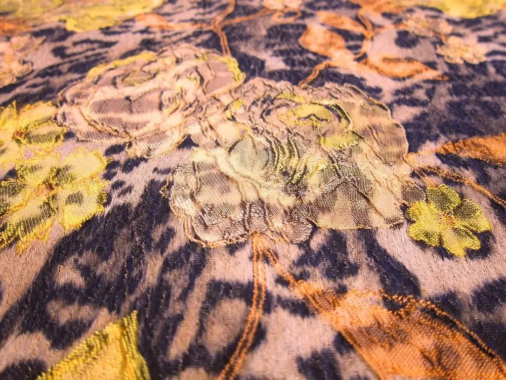Floral Brocade2