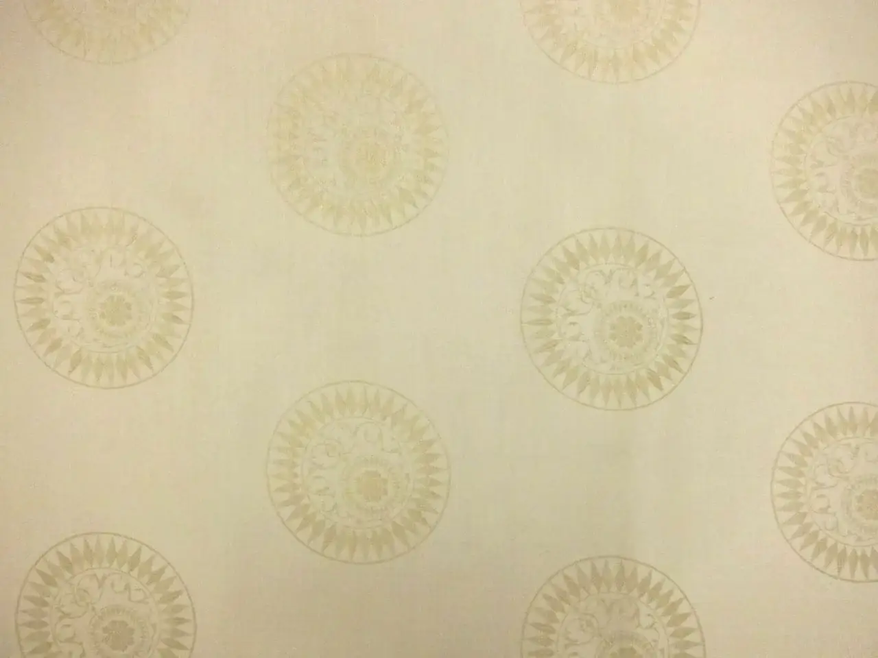 Silk Metallic Brocade0