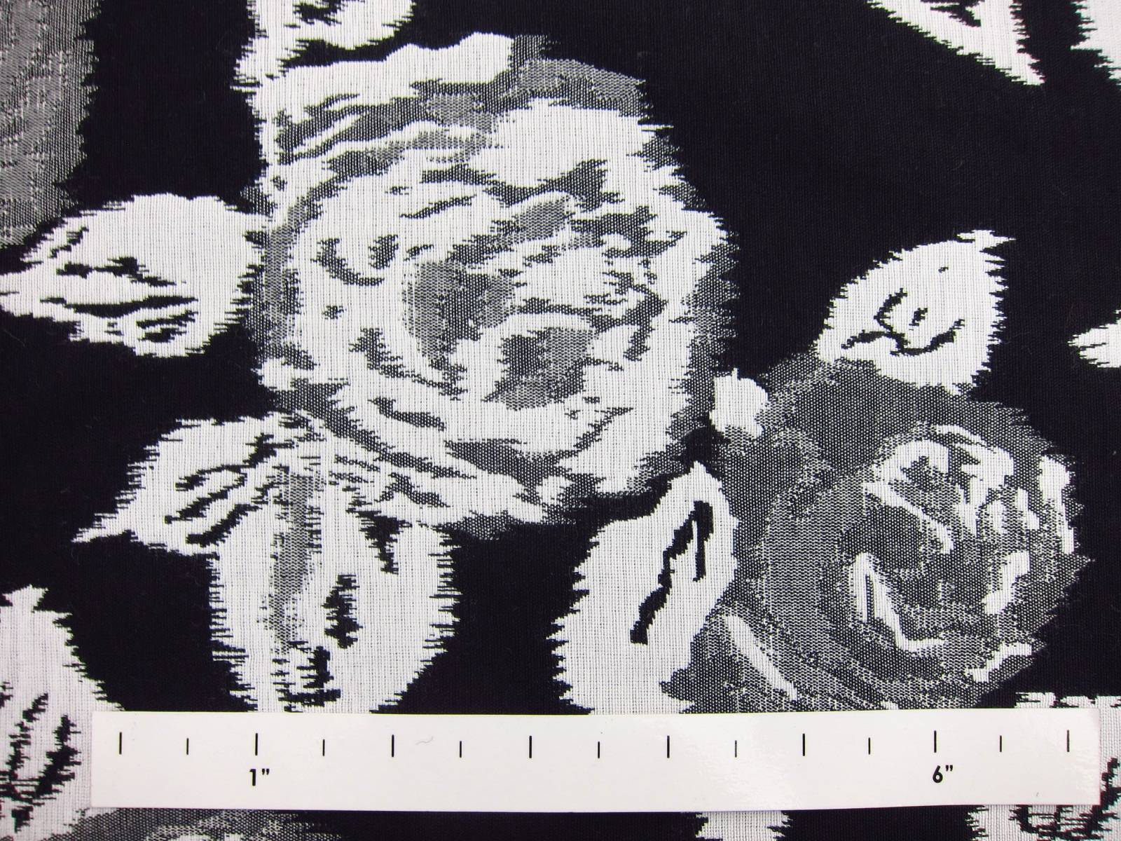 Cotton and Poly Blend Doubleface Damask0