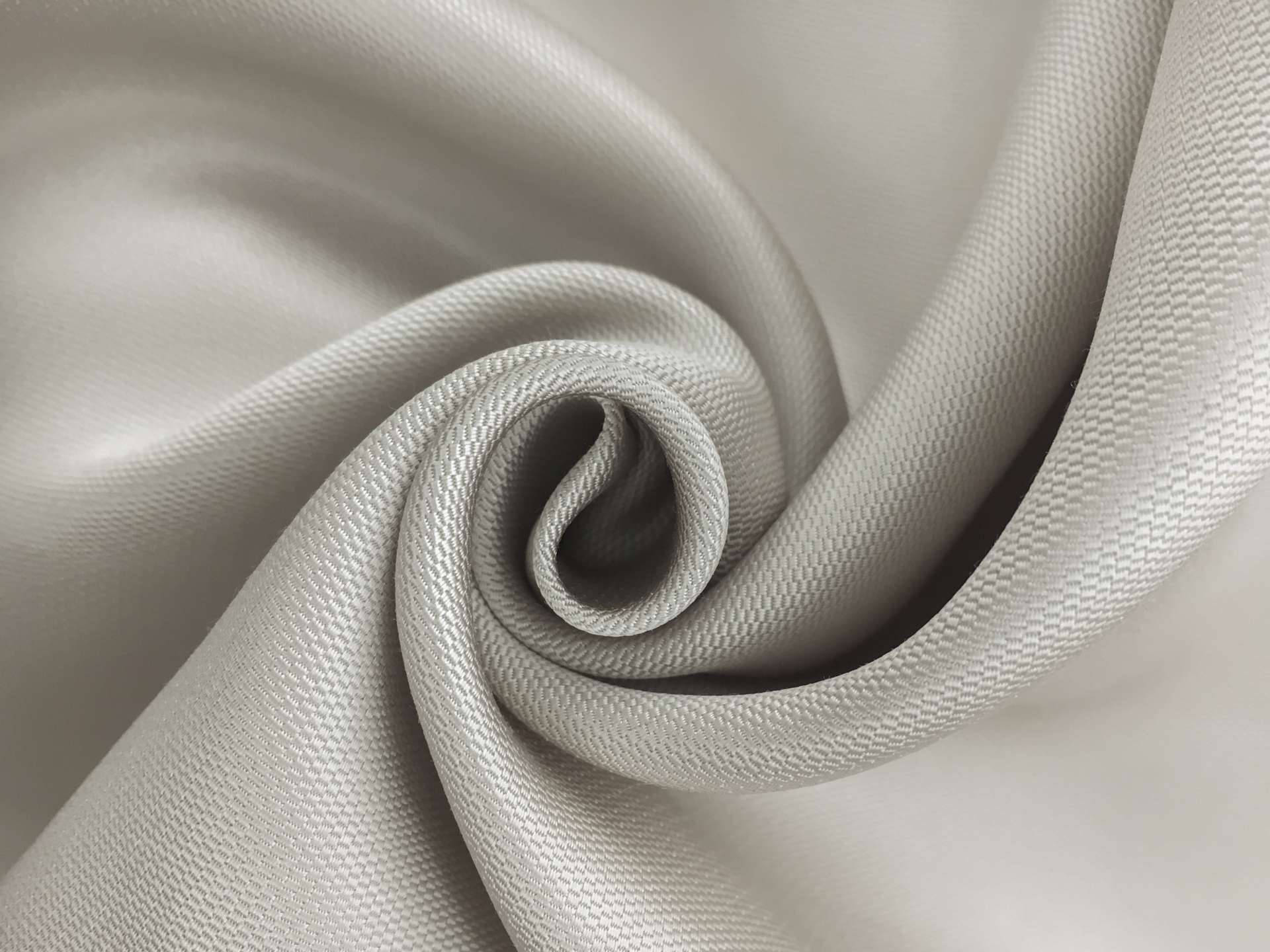 Silk Barathea in Pewter0