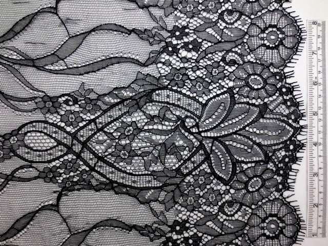 Chantilly Lace0