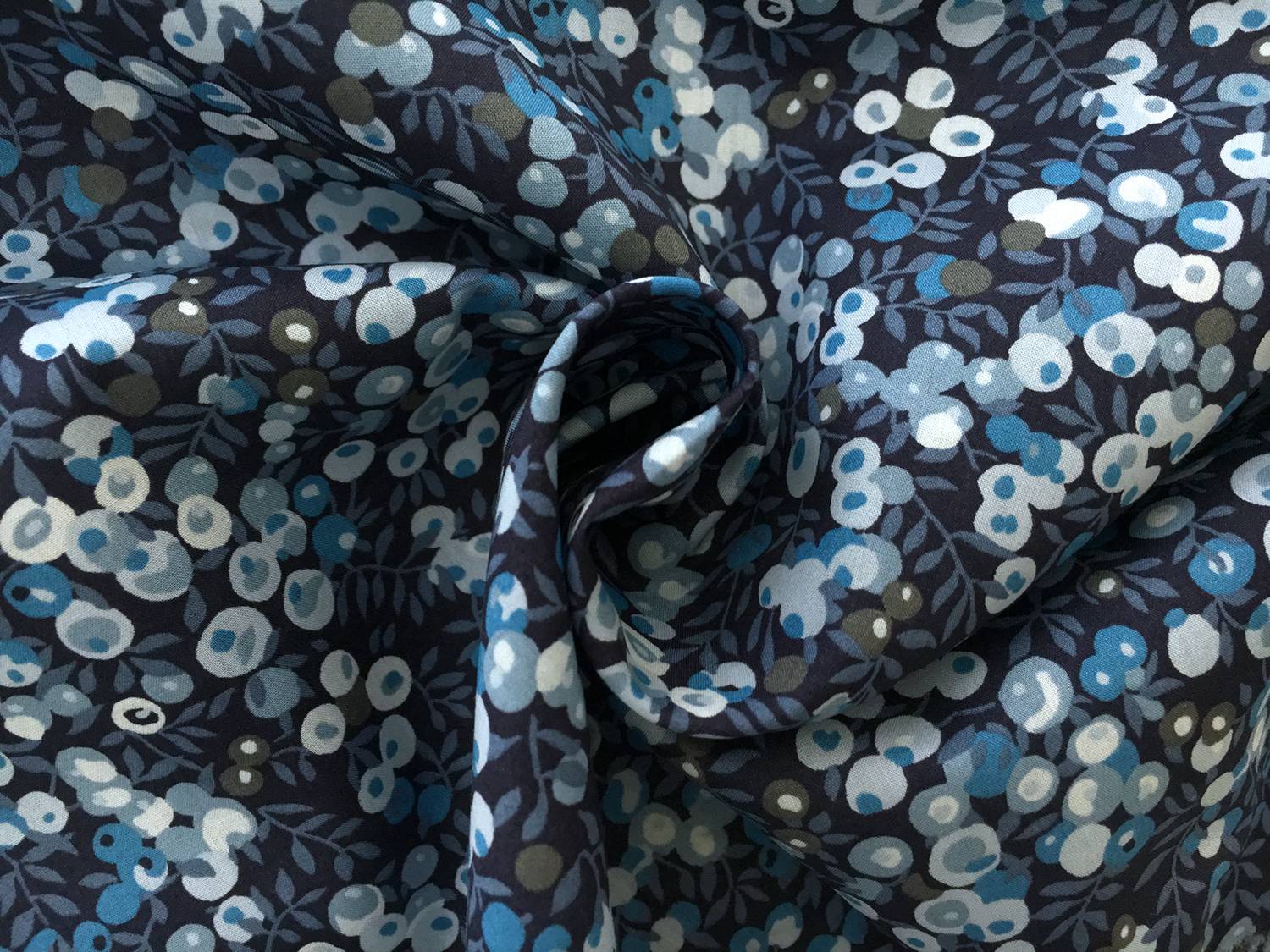 Liberty of London Cotton Lawn Floral Print1