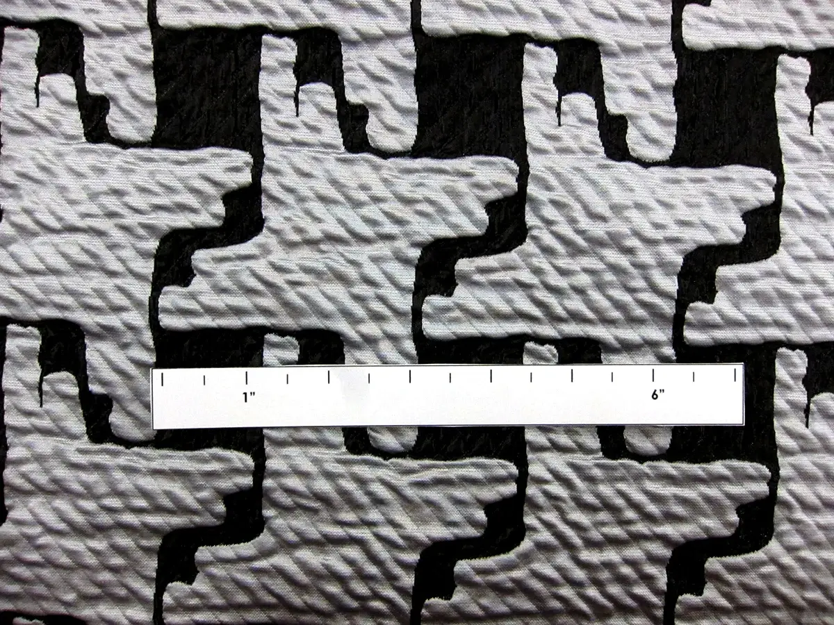 Houndstooth Cloqué2
