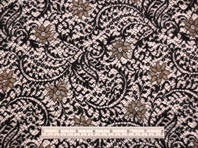 Chantilly Lace1