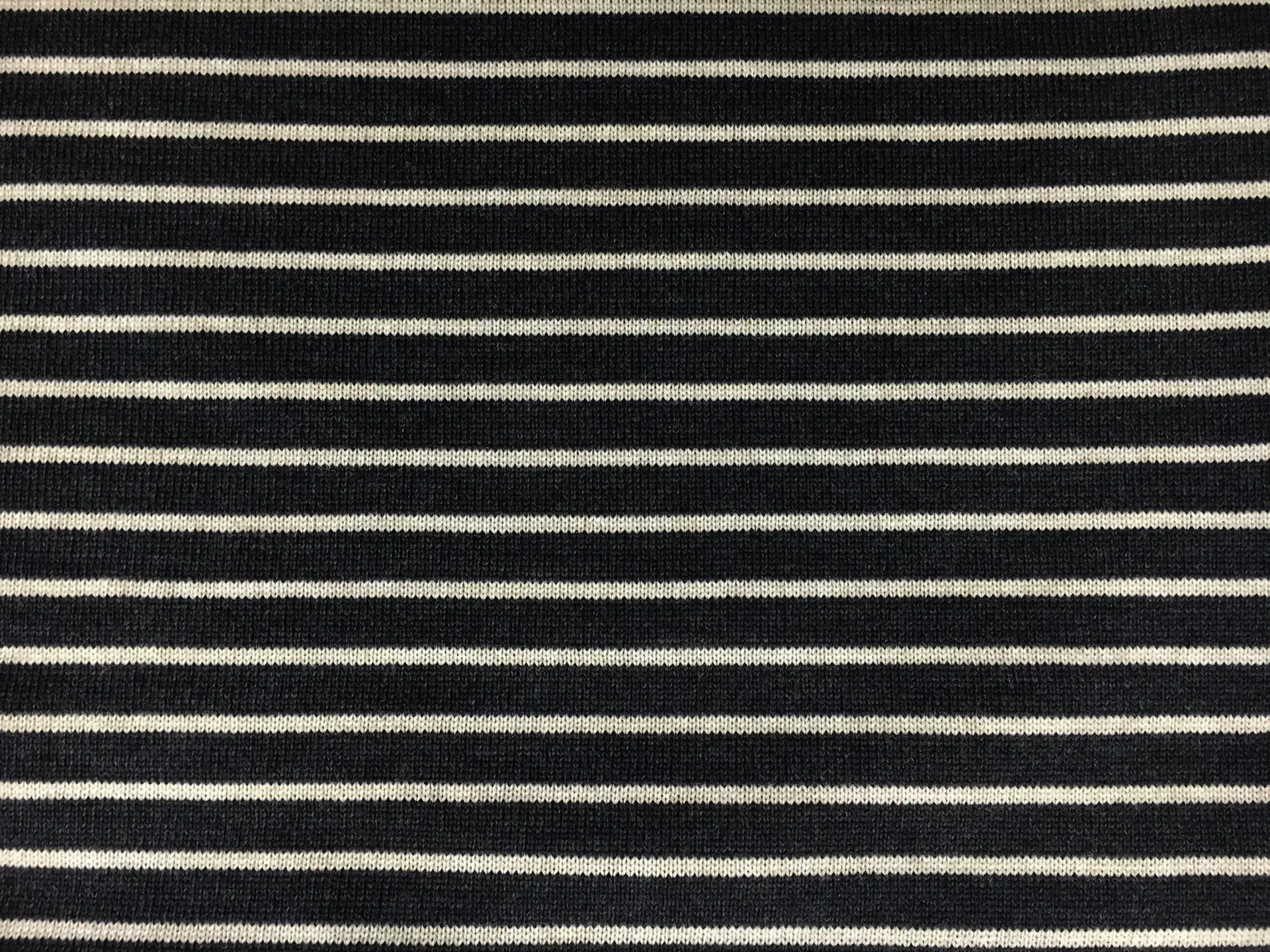 Virgin Wool Knit Stripe1
