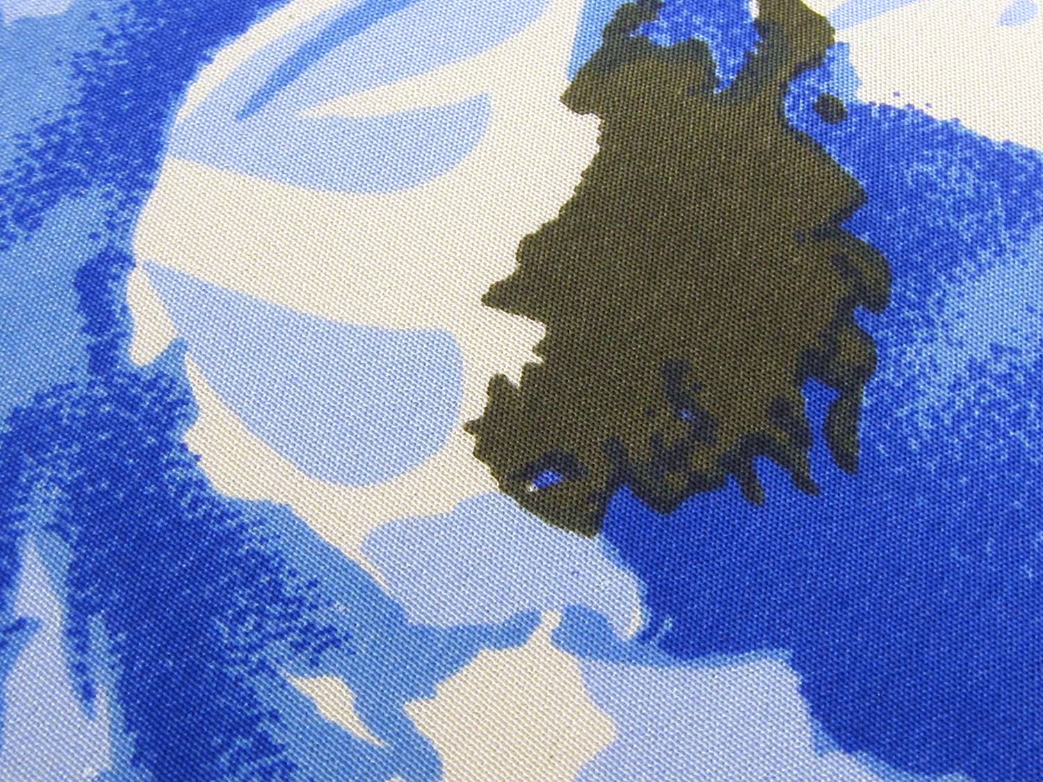 Printed Silk Crepe de Chine with Floral Motifs2