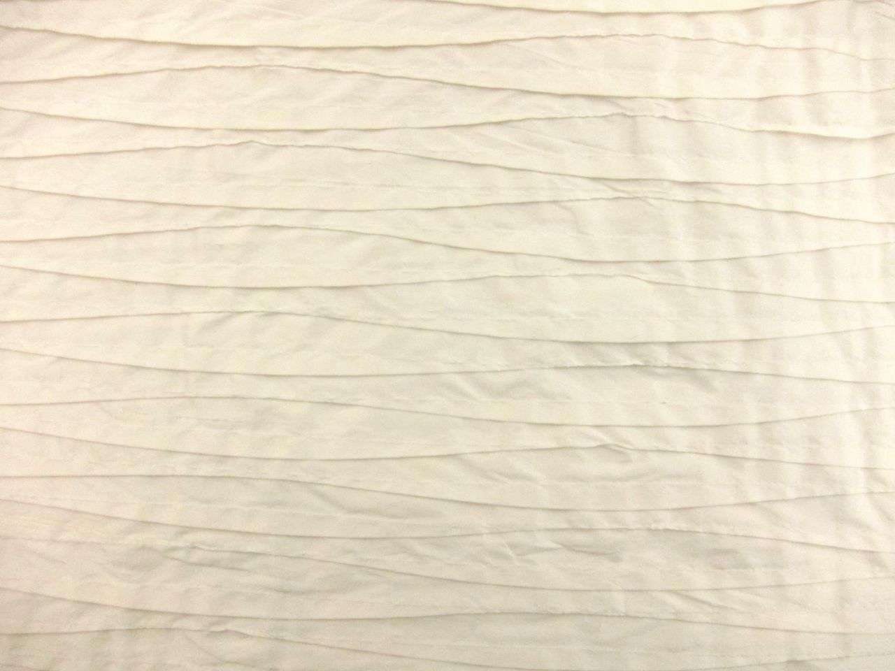 Tucked Silk Shantung0