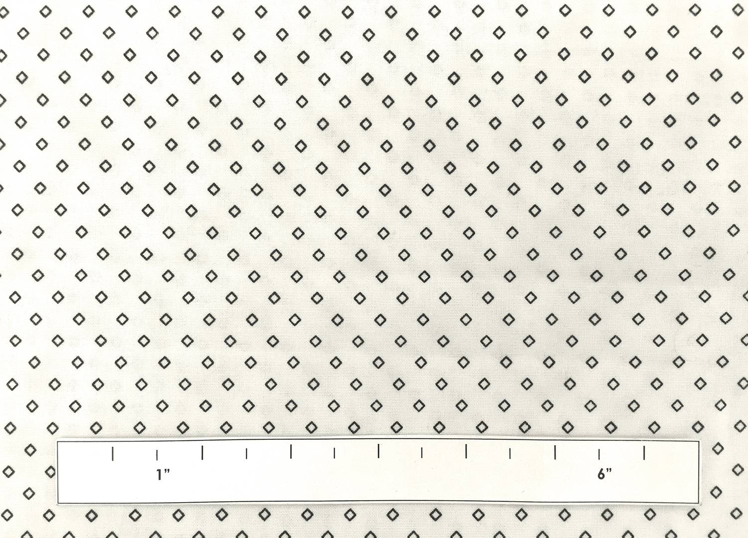 Cotton Print With XIX Century Diamond Pattern1