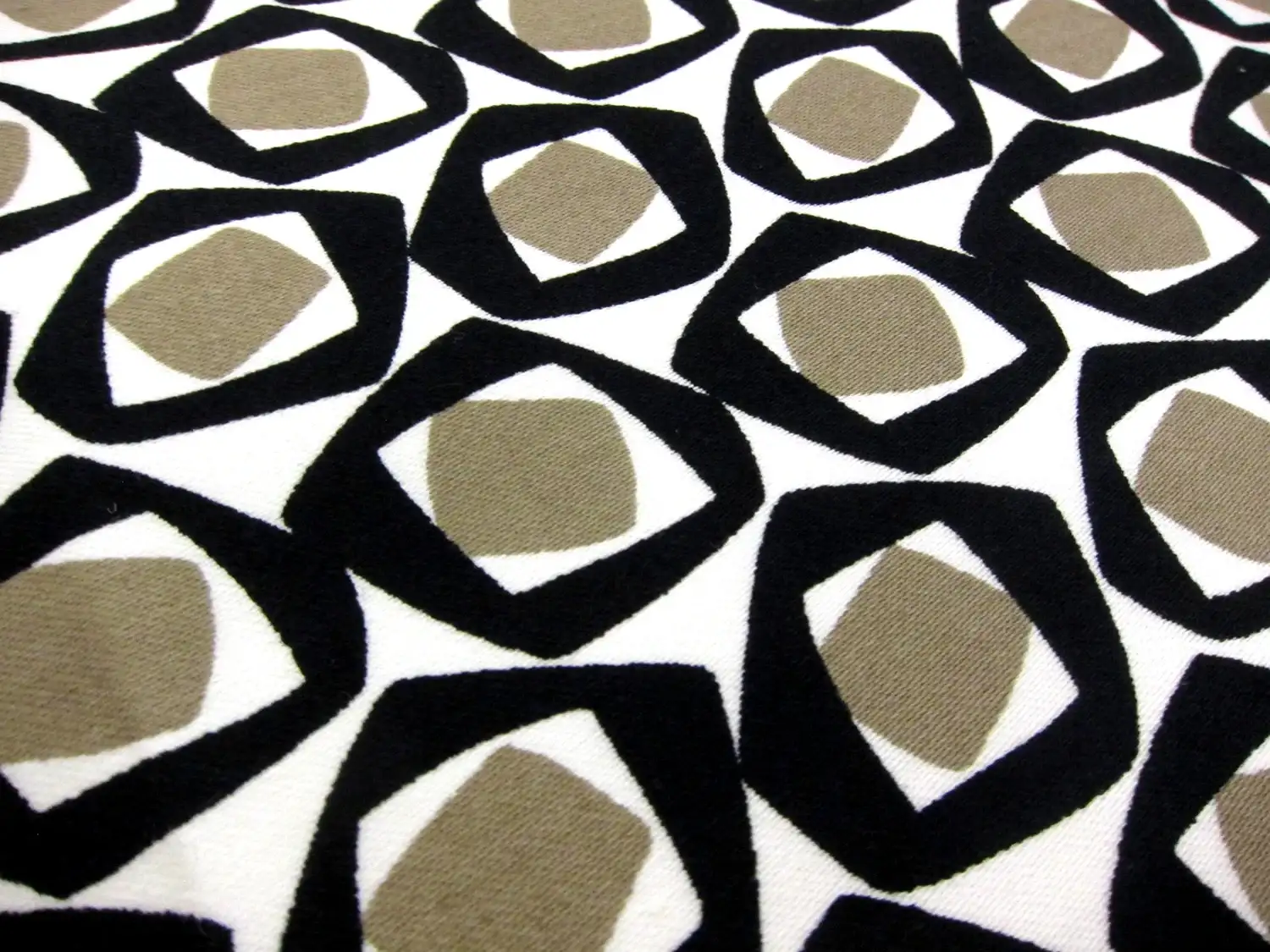Geometric Cotton Lycra Sateen Print0