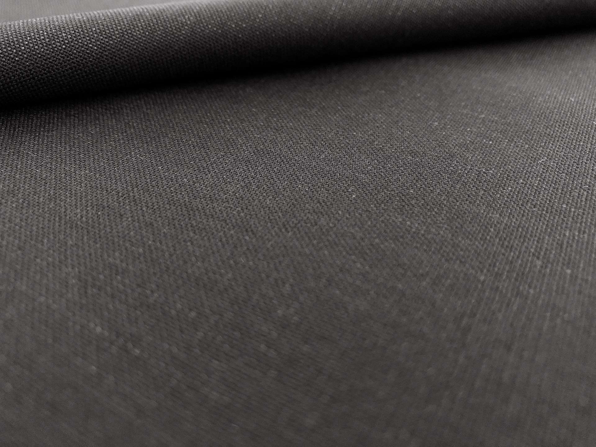 Lightweight Tropical Wool Suiting in Black 0