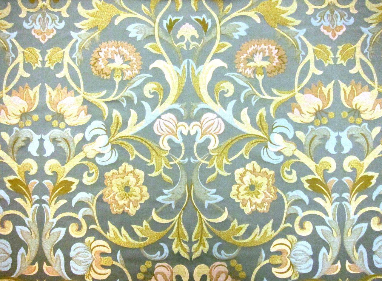 Metallic Viscose Blend Brocade0